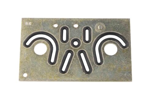 VPKM - Metering device inlet segment seal